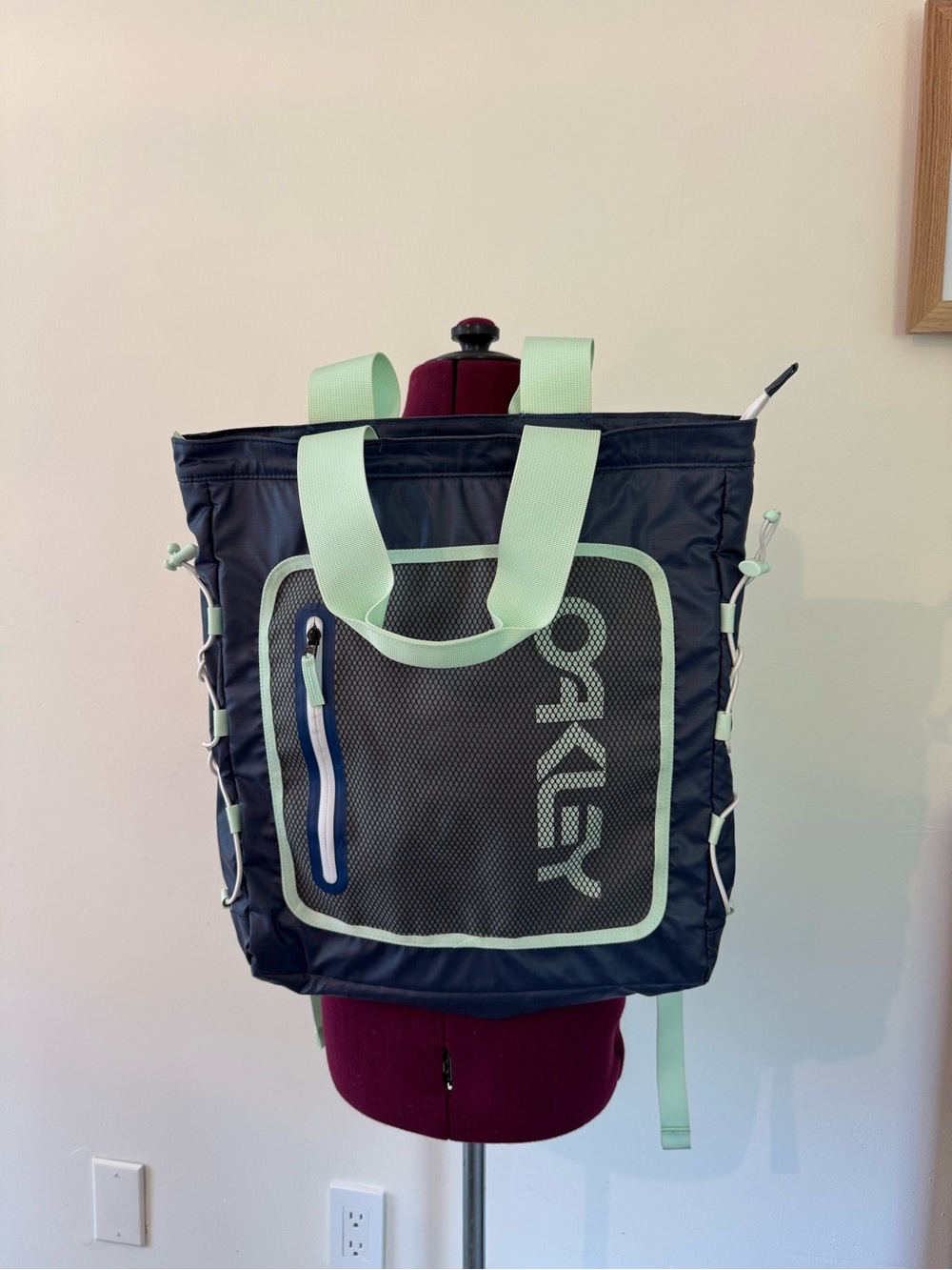 Oakley Convertible Tote Bag Backpack